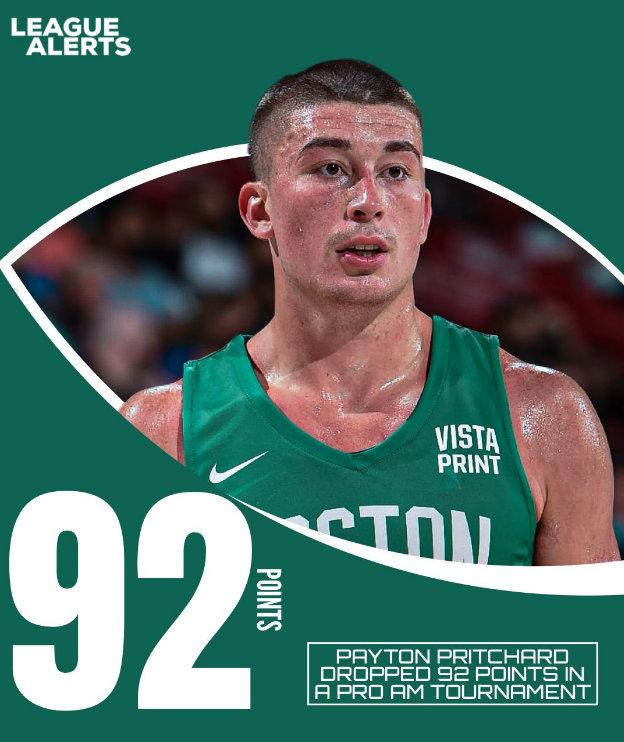 英超半场：勒温梅开二度，恩凯蒂亚造险，利兹联2-0水晶宫（英超半场战报：勒温双响，恩凯蒂亚造险，利兹联2-0领先水晶宫）