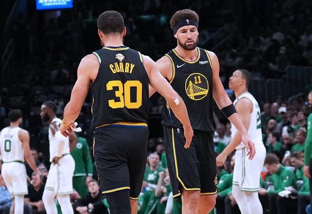 世界足球格局发生变化（全球足坛版图重塑）