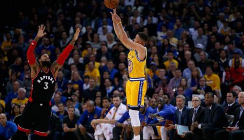 穆勒：卡尔的射术出众；温哥华的这段征程给我带来了情感收获（穆勒：卡尔射术精湛，温哥华之行让我情感满载）