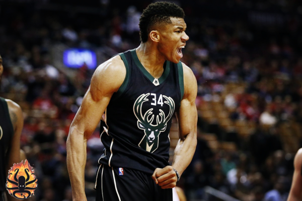 因球迷掷杂物被罚，塞维利亚官方：将对关看台的处罚提起上诉（球迷投掷杂物致看台被关，塞维利亚称将就处罚上诉）