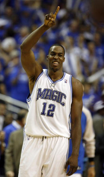 174次扑救，库尔图瓦是2025年五大联赛扑救次数最多的门将（库尔图瓦以174次扑救领跑2025年五大联赛门将扑救榜）